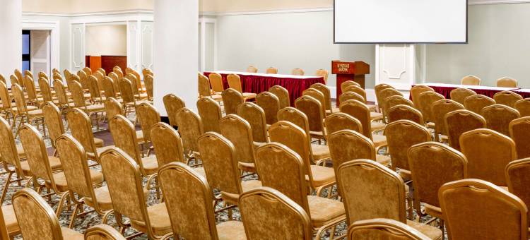 温德姆花园酒店-新奥尔良巴罗纳广场(Wyndham Garden Baronne Plaza New Orleans)图片