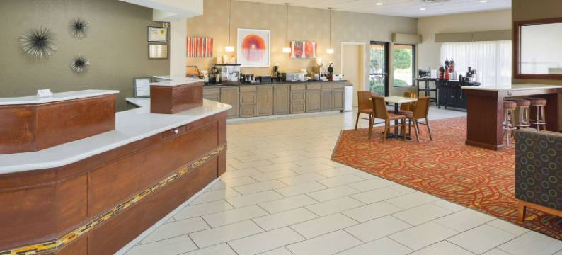 巴斯特罗普美洲最佳价值套房酒店(Americas Best Value Inn and Suites Bastrop)图片