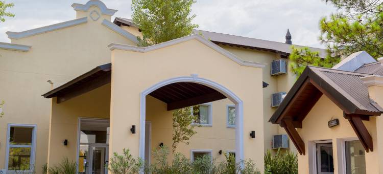 皮拉尔温德姆豪生酒店(Howard Johnson Pilar Resort Spa & Convention Center)图片