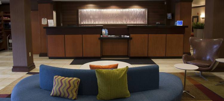 贝德福德万豪万枫酒店(Fairfield Inn & Suites Bedford)图片