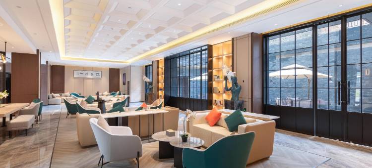 宁波奉化惠政老街亚朵酒店图片