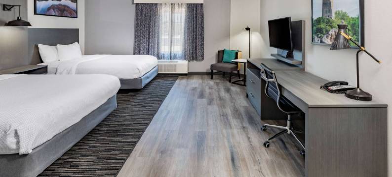 阿德莫尔拉昆塔温德姆酒店及套房(La Quinta Inn & Suites by Wyndham Ardmore)图片