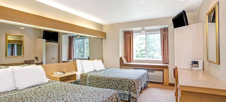 斯特布里奇温德姆戴斯酒店(Days Inn by Wyndham Sturbridge)图片