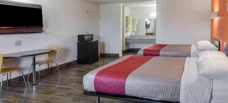 士丹顿6号汽车旅馆(Motel 6 Staunton, VA)图片