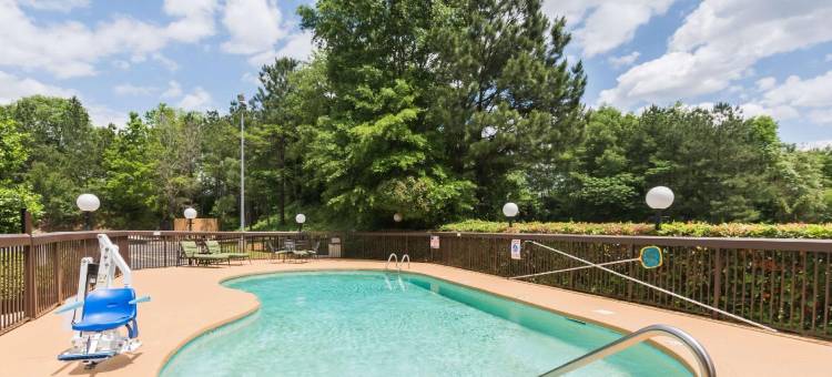 罗金厄姆凯艺套房酒店(Quality Inn & Suites Rockingham)图片