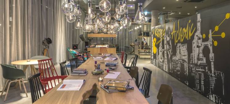爱丁堡机场Moxy酒店(Moxy Edinburgh Airport)图片