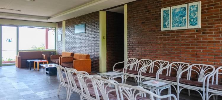 红多兹伊斯兰酒店-近科彭树顶探险园(RedDoorz Syariah Near Kopeng Treetop Adventure)图片