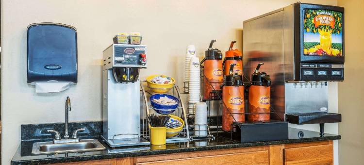 普韦布洛温德姆戴斯酒店(Days Inn by Wyndham Pueblo)图片