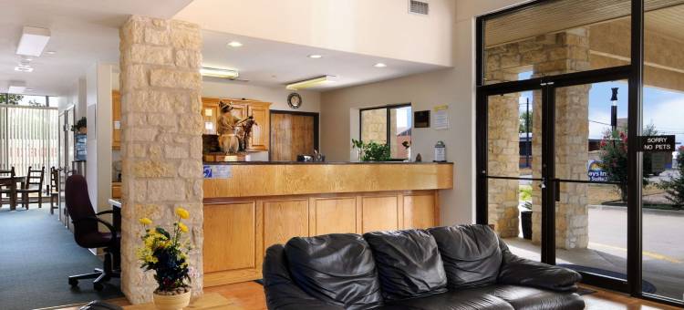 拉诺戴斯套房酒店(Days Inn & Suites by Wyndham Llano)图片