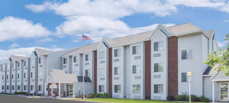 丰迪拉克温德姆麦客达套房酒店(Microtel Inn & Suites by Wyndham Fond du Lac)图片