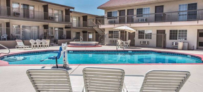 圣乔治北伊克诺旅馆-近先锋公园(Econo Lodge St George North - Near Pioneer Park)图片