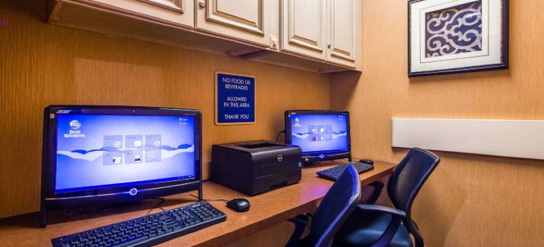 白兰地酒贝斯特韦斯特优质套房酒店(Best Western Plus Brandywine Inn  Suites)图片