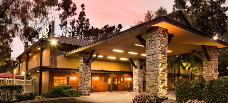 阿尔派恩艾尔斯小屋酒店(Ayres Lodge Alpine)图片