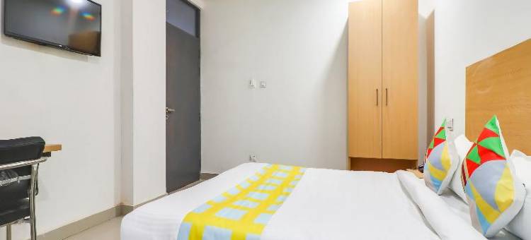 Super Hotel O Basera Homes Jankipuram图片