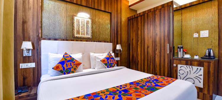 Fabhotel Prime Royal Park图片