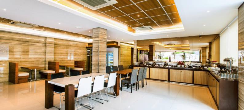 巴厘巴板点酒店(The Point Hotel Balikpapan)图片