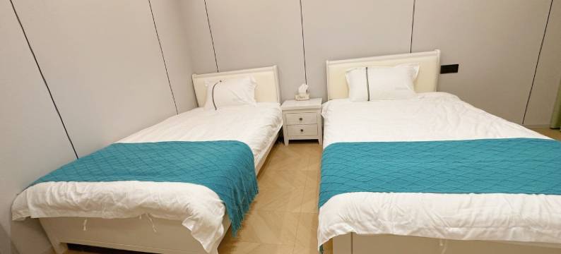 游小白公寓(工业路分店)图片