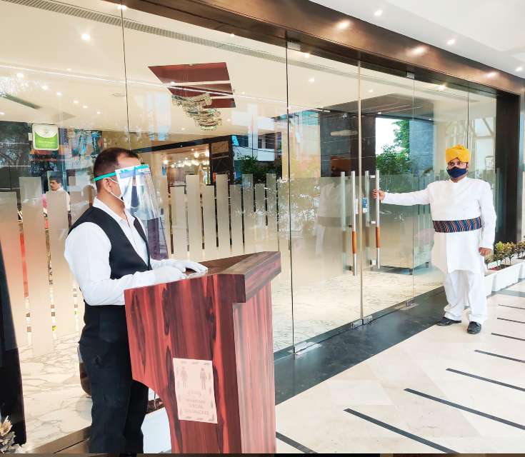 Hotel DS Clarks Inn GurgaonHotel Overview