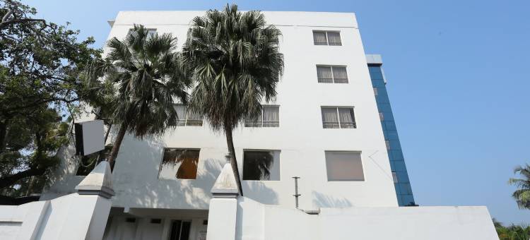 OYO 旗舰 16910 王子宫酒店(Super Townhouse Prince Palace)图片