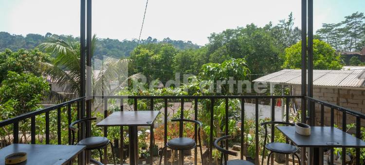 Travelista Homestay Near Gor Candradimuka Semarang Mitra RedDoorz图片
