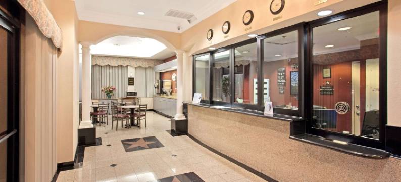 好莱坞-洛杉矶地区速8酒店(Super 8 by Wyndham Hollywood/La Area)图片