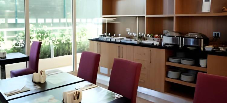 伊斯坦布尔-奥尔涂尼兹达德智选假日酒店(Holiday Inn Express Istanbul - Altunizade)图片