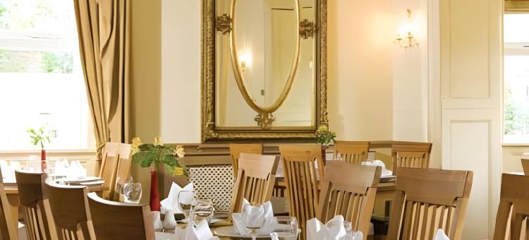 查尔顿汉姆温德姆华美达酒店(Ramada by Wyndham Cheltenham)图片