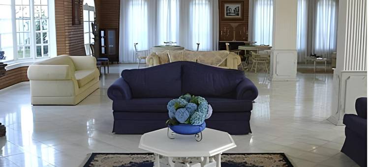 格兰维利酒店(Grand Ville Hotel)图片