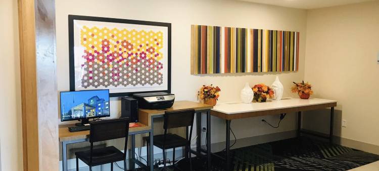 智选假日酒店欧文 (宾夕法尼亚州收费公路67号出口) by IHG(Holiday Inn Express Irwin (PA Tpk Exit 67))图片