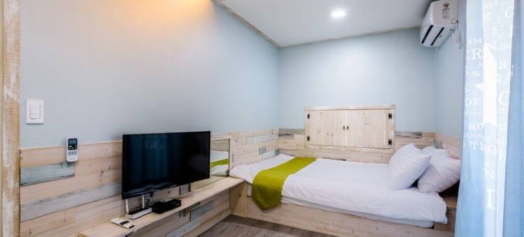 Jeju White Star Pension (Gueom-ri Salt Farm)图片