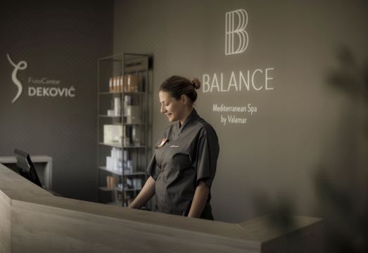 Valamar Diamant Hotel Hotel Overview