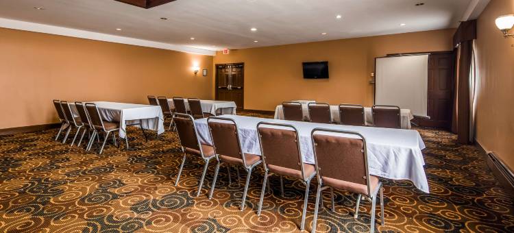 贝斯特韦斯特普勒斯瀑布旅馆&套房酒店(Best Western Plus the Inn  Suites at the Falls)图片