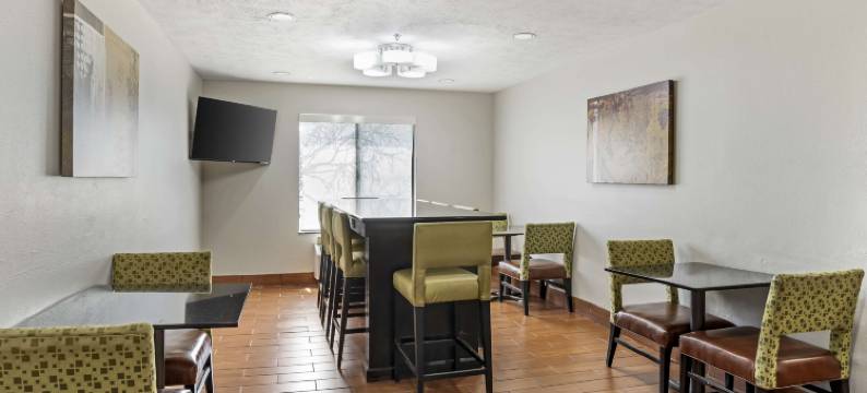 坎通贝斯特韦斯特酒店(Best Western Canton Inn)图片