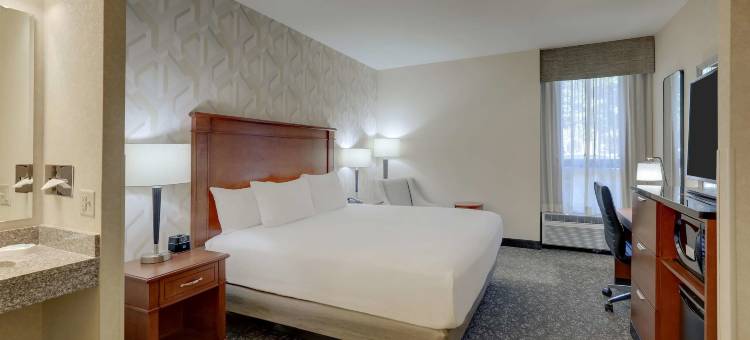 夏洛特大学德鲁里套房酒店(Drury Inn & Suites Charlotte University Place)图片