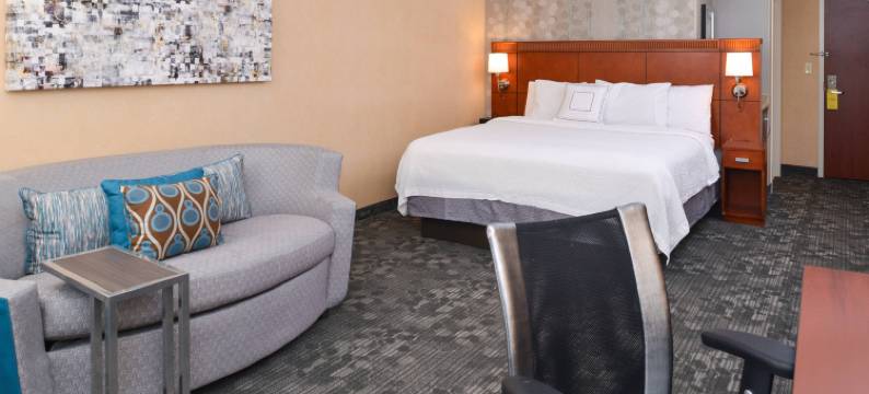 匹兹堡蒙罗维尔万怡酒店(Courtyard Pittsburgh Monroeville)图片