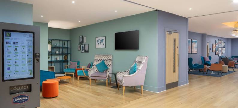 希尔顿旗下欢朋-伦敦盖特威克机场(Hampton by Hilton London Gatwick Airport)图片