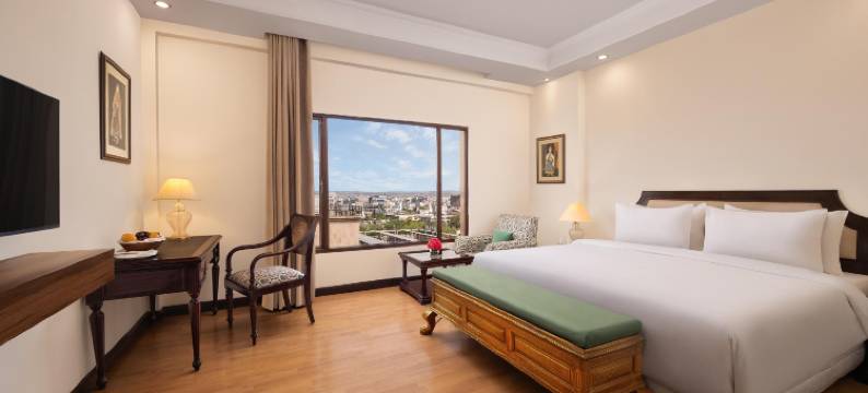 V Sarovar Portico MI Road Jaipur图片