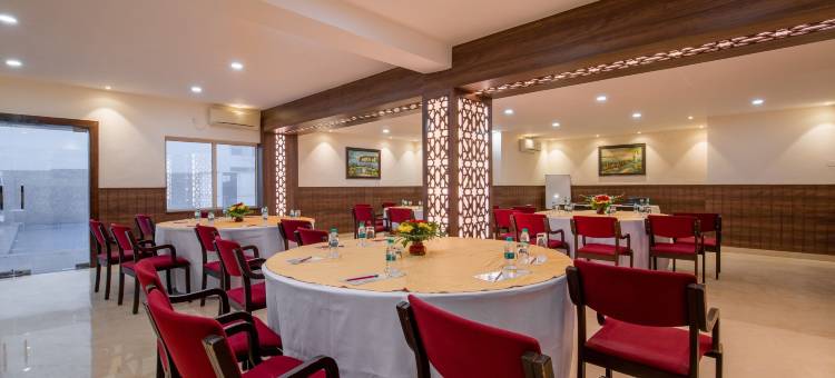 红木公寓酒店 - 潘特纳加(Rosewood Apartment Hotel - Pantnagar)图片