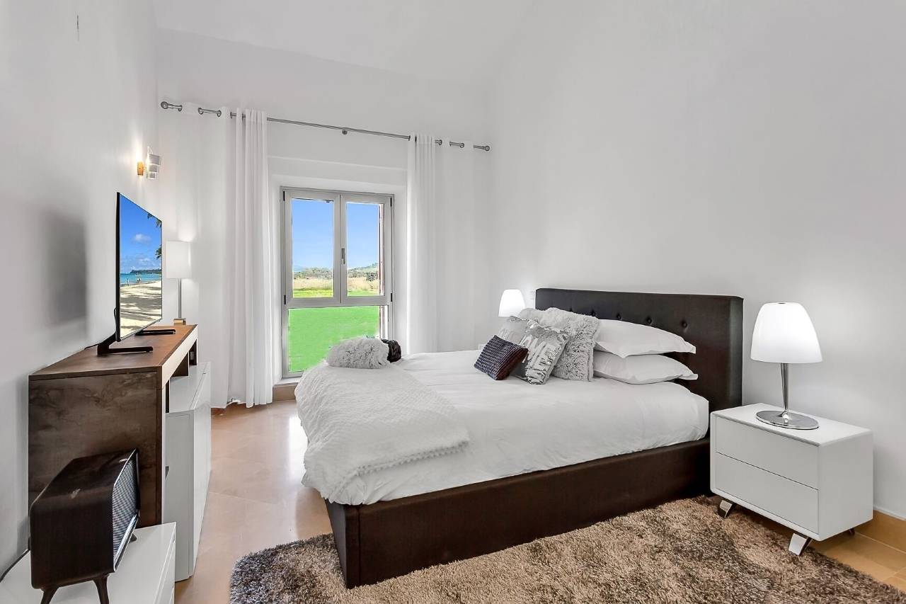 YOLO空间 – 索托格兰德海景顶楼公寓(Yolo Spaces - Sotogrande - Ocean View Penthouse)