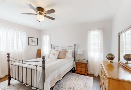 Sunset Paradise - Unit 3BD/2BA 6 Guests - Englewood Haven Hotel Overview