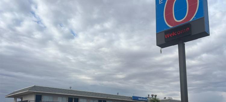 德克萨斯奥德萨6号汽车旅馆(Motel 6 Odessa, TX)图片