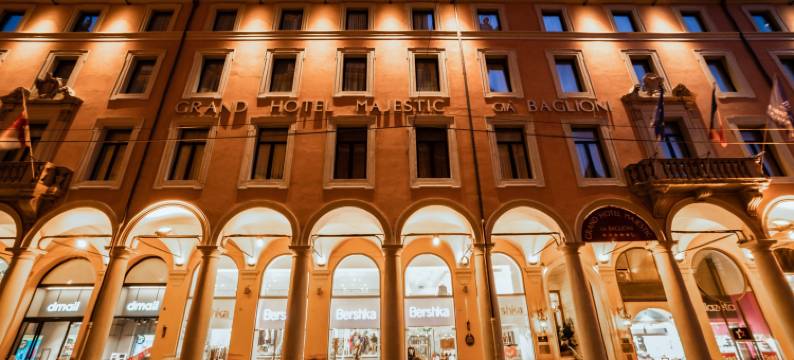 吉亚巴利奥尼壮丽大酒店(Grand Hotel Majestic Gia' Baglioni)图片