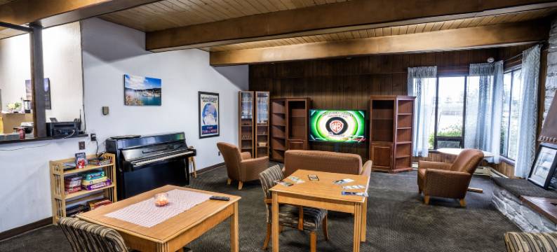 蓝色海岸套房酒店(Blue Coast Inn & Suites)图片