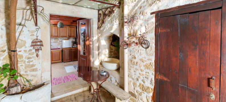 克里特传统公寓酒店(Traditional Cretan Houses,Agios Myronas)图片