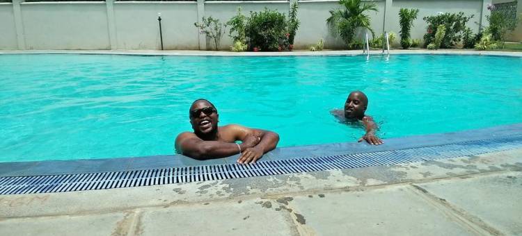 巴里兹假日公寓(Barizi Holiday Apartments)图片