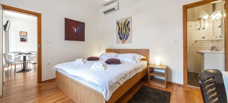 马蒙塔瓦豪华客房酒店(Marmontova Luxury Rooms)图片