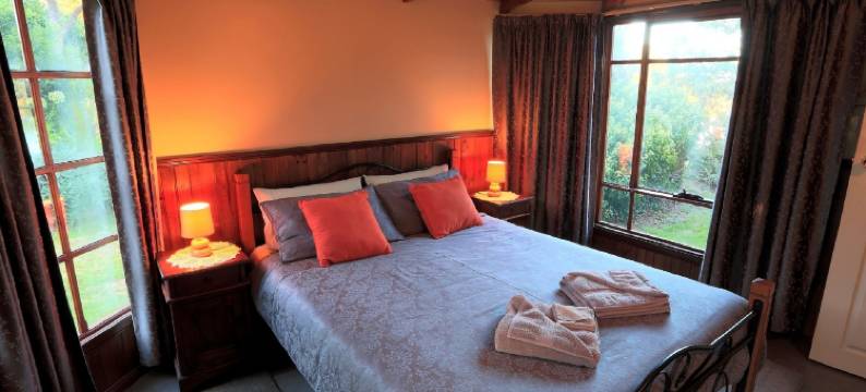 斯坦利山湖滨Spa小屋(Stanley Lakeside Spa Cabins)图片