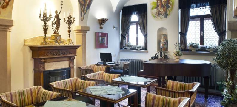 里克皇家酒店(Royal Ricc)图片