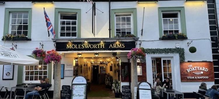 莫尔斯沃思阿姆斯酒店(Molesworth Arms)图片