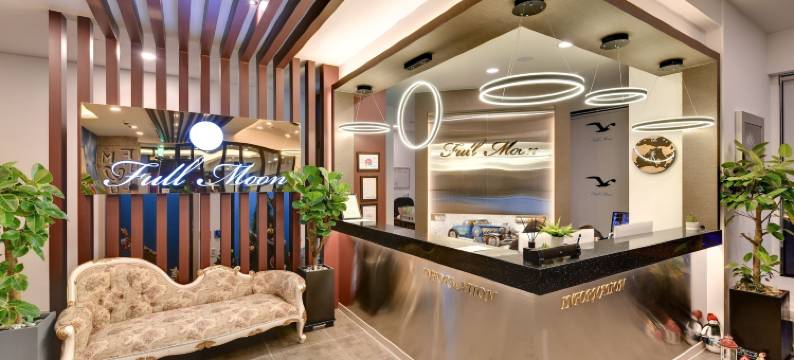 Full Moon酒店(Full Moon Hotel)图片